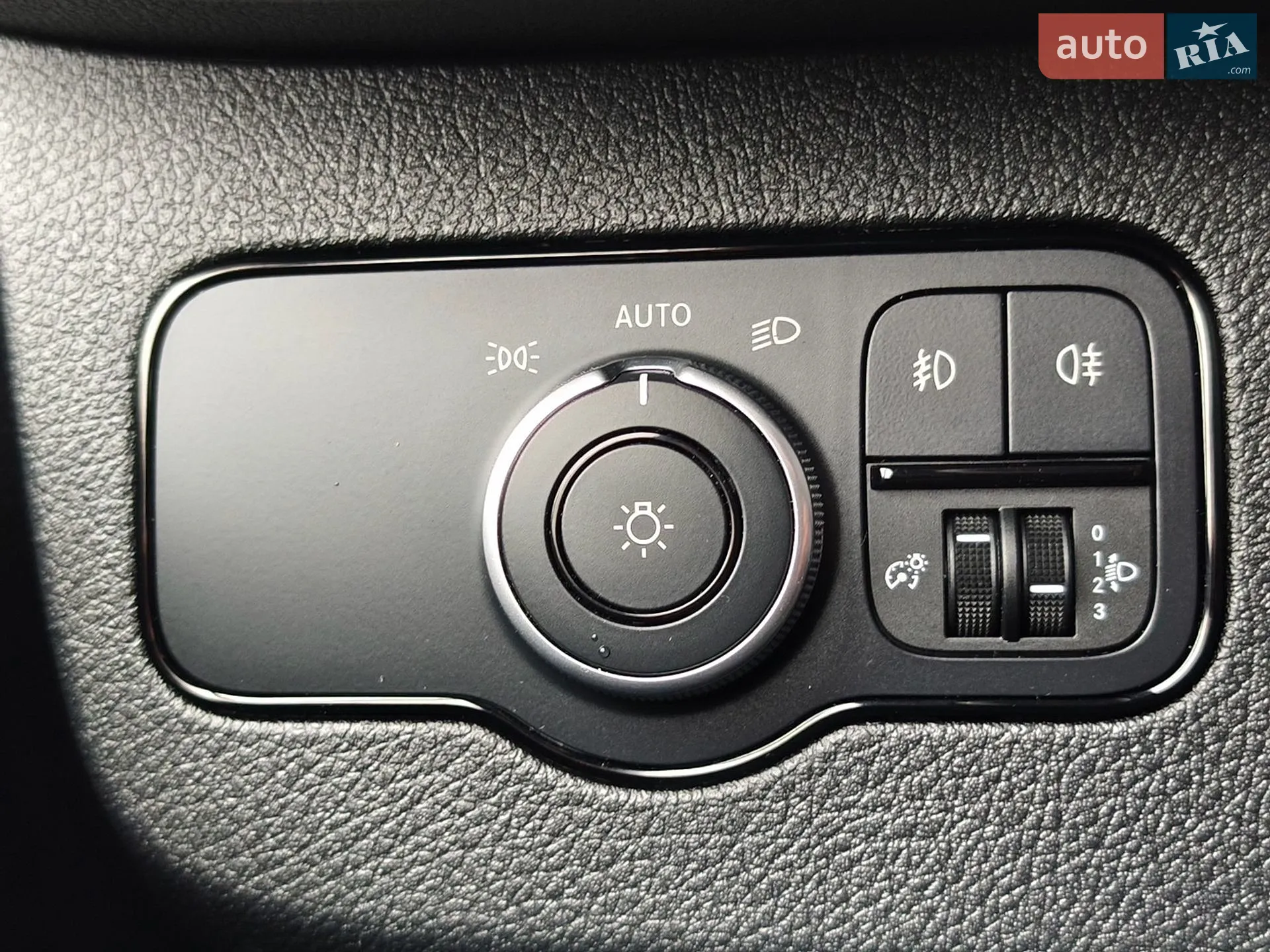 2021 Mercedes-Benz Sprinter - мініатюра 13
