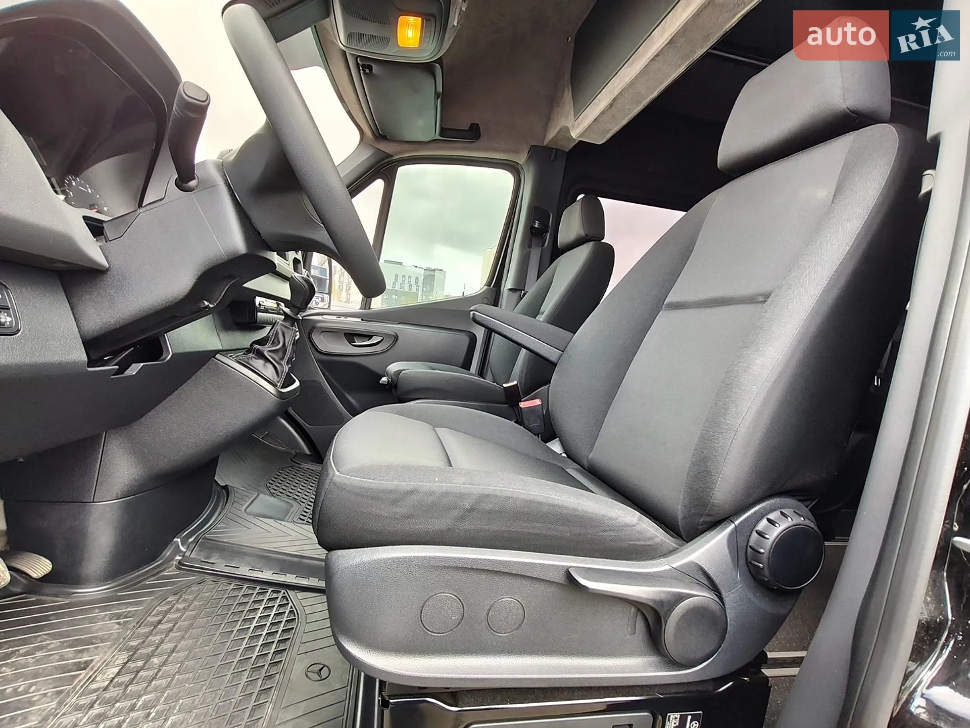 2021 Mercedes-Benz Sprinter - мініатюра 18