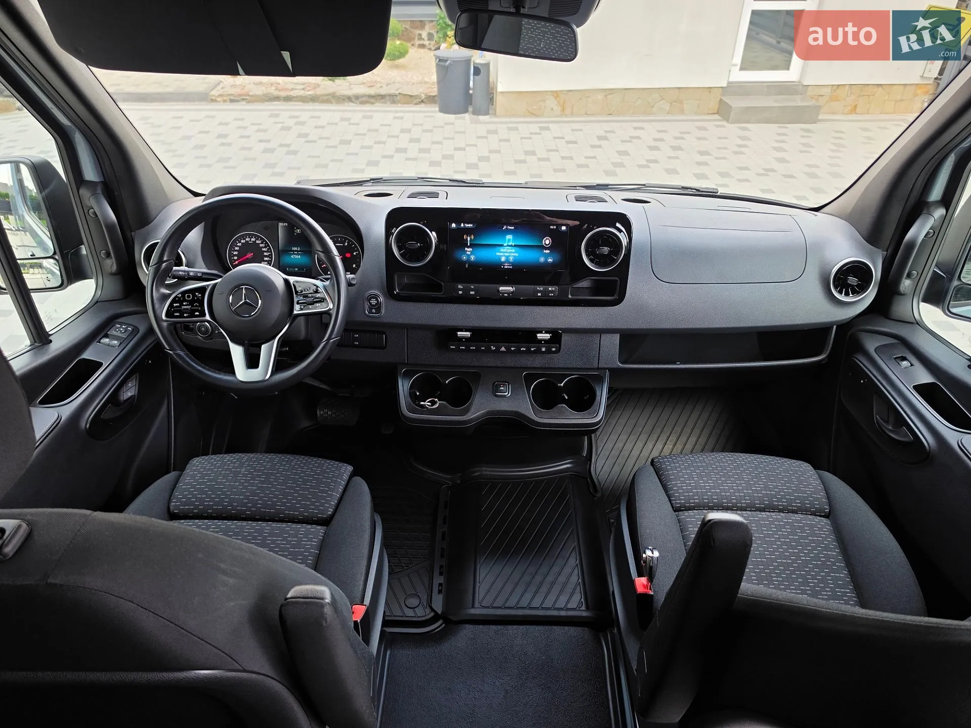 2024 Mercedes-Benz Sprinter - мініатюра 41