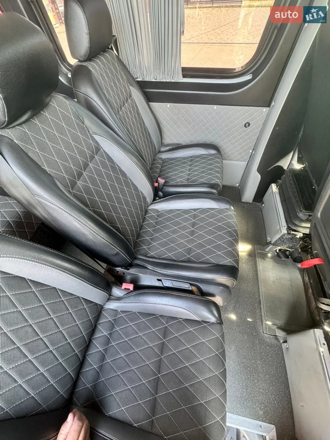 2016 Mercedes-Benz Sprinter - мініатюра 2