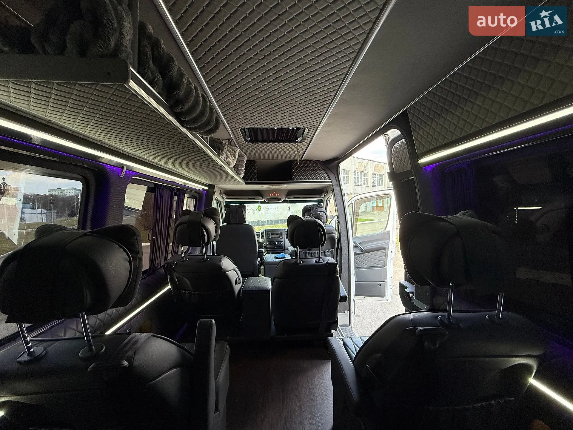 2017 Mercedes-Benz Sprinter - мініатюра 14