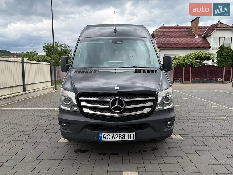 Mercedes-Benz Sprinter