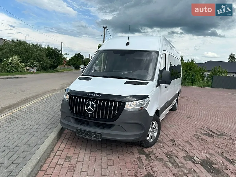 Mercedes-Benz Sprinter
