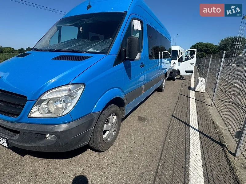 Mercedes-Benz Sprinter