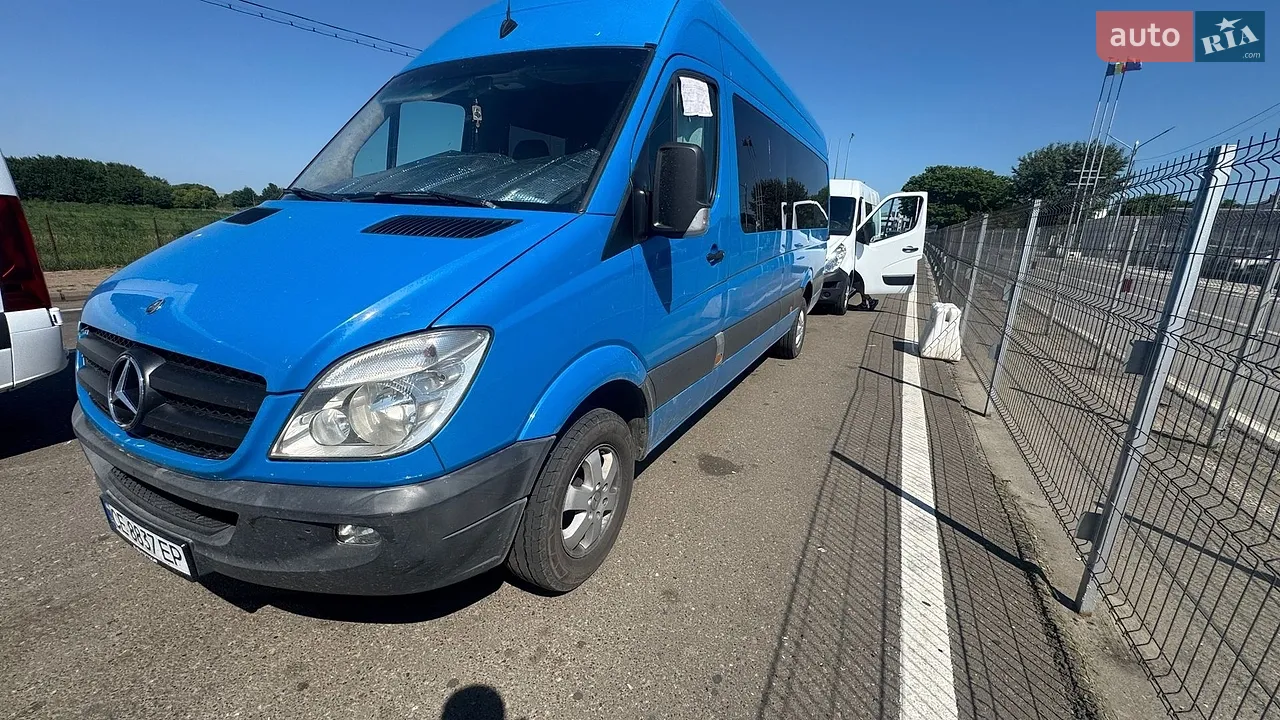 2013 Mercedes-Benz Sprinter - мініатюра 30