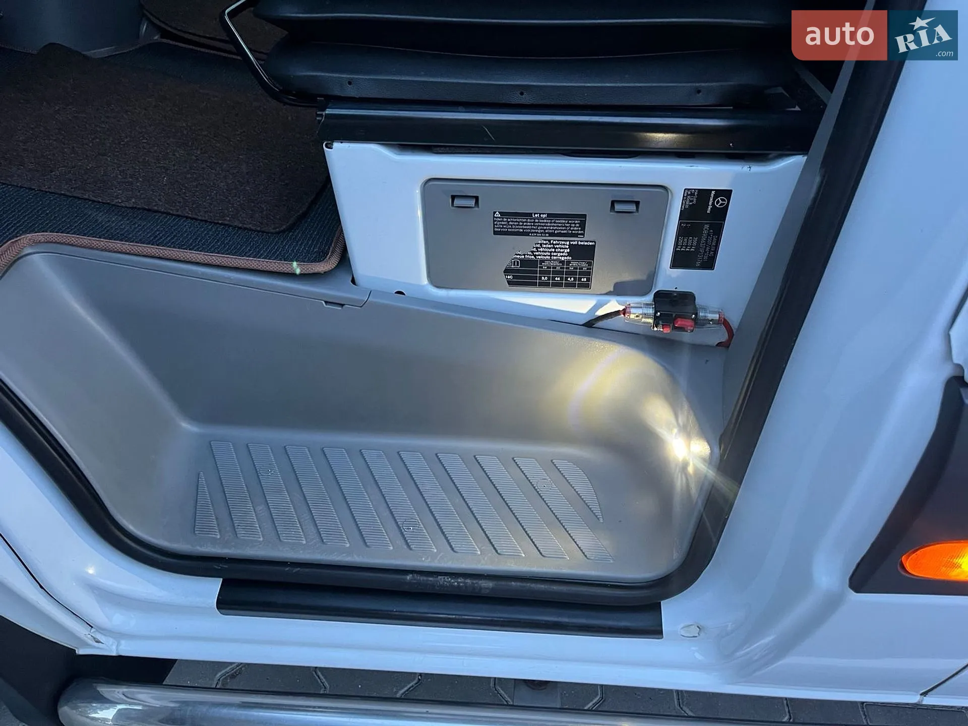 2015 Mercedes-Benz Sprinter - мініатюра 18