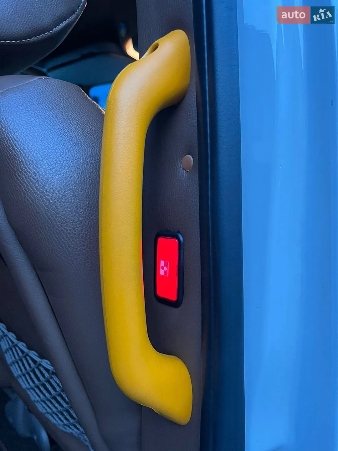 2015 Mercedes-Benz Sprinter - мініатюра 24