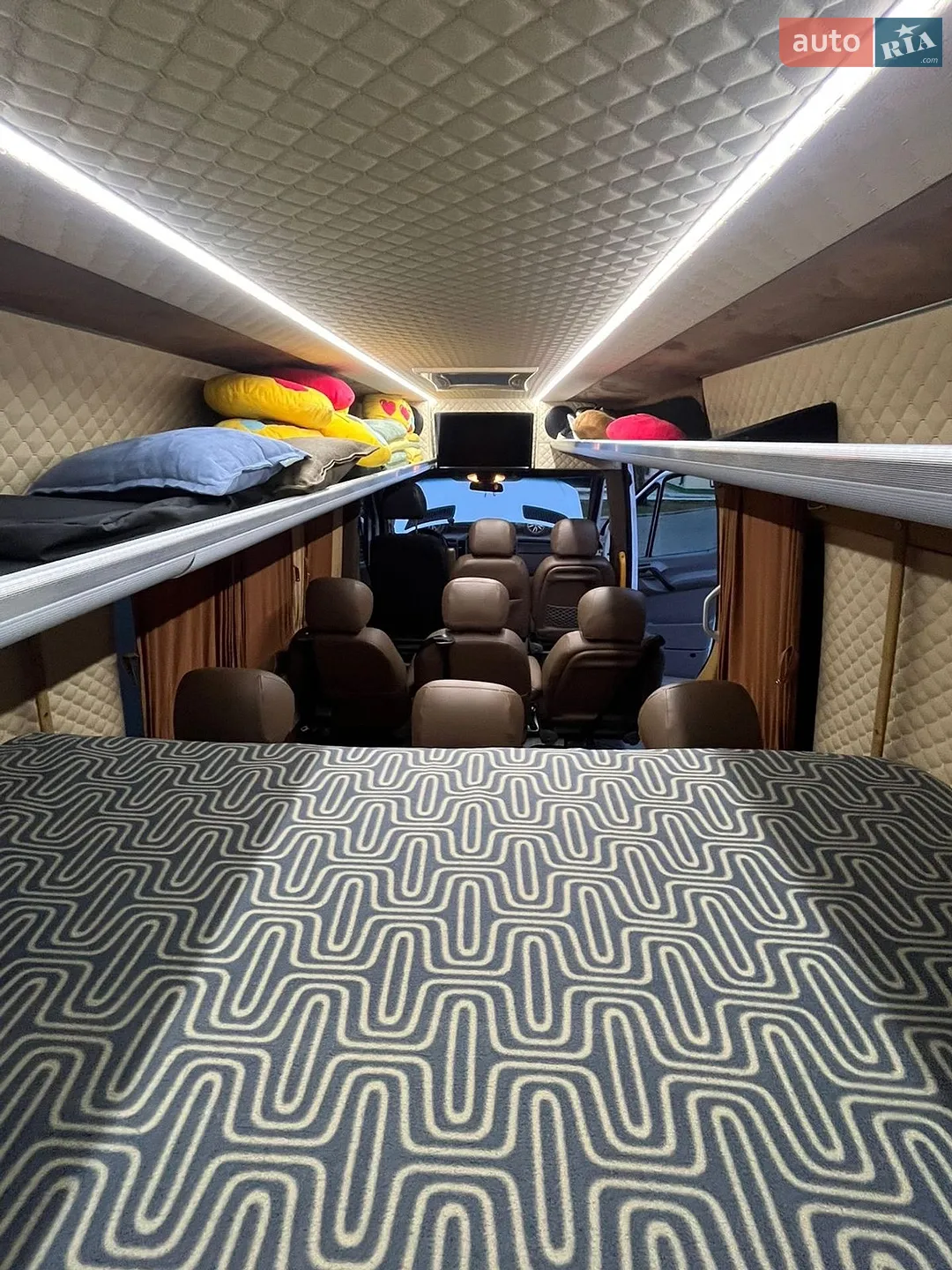 2015 Mercedes-Benz Sprinter - мініатюра 33