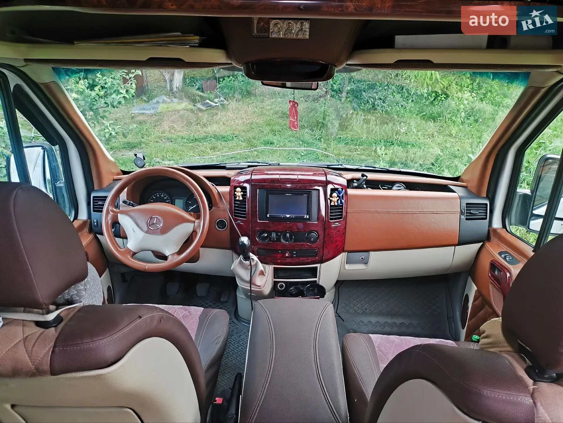 2010 Mercedes-Benz Sprinter - мініатюра 17