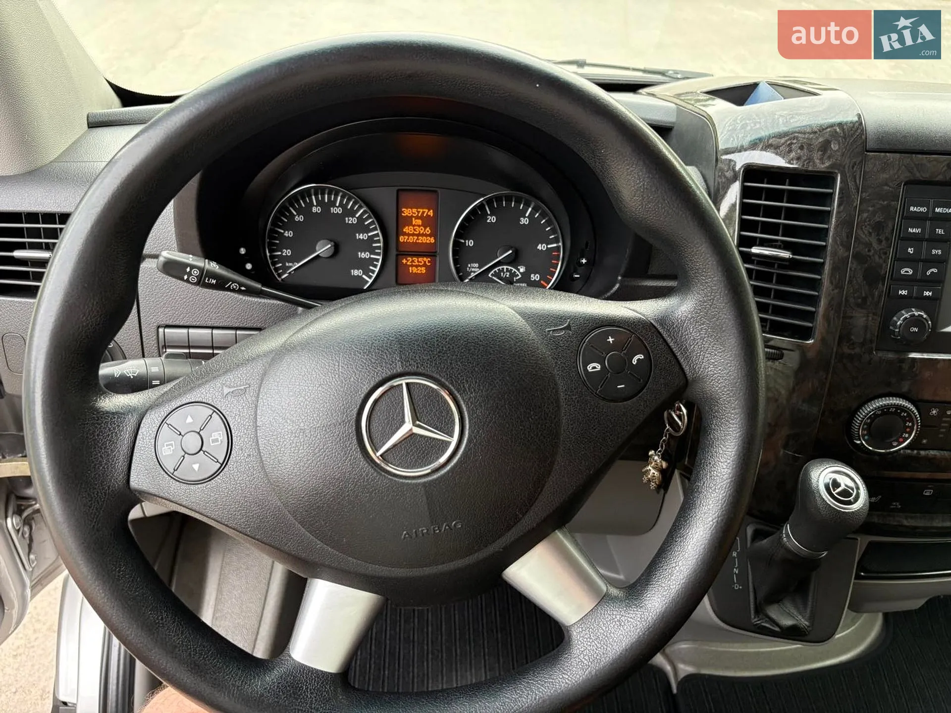 2014 Mercedes-Benz Sprinter - мініатюра 27