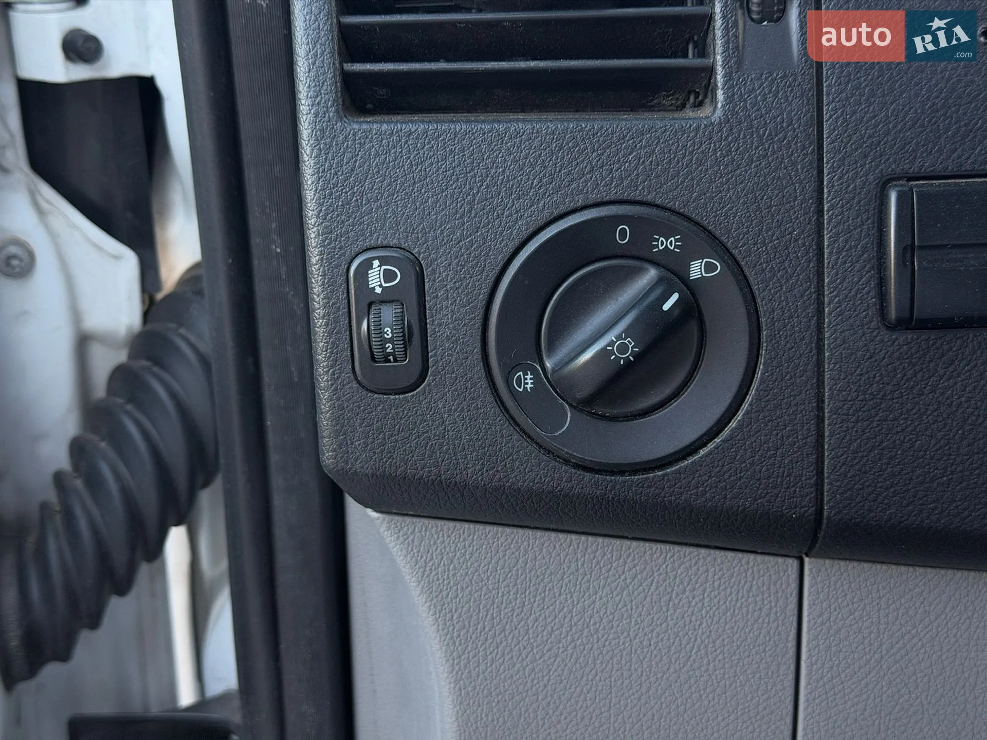 2015 Mercedes-Benz Sprinter - мініатюра 22