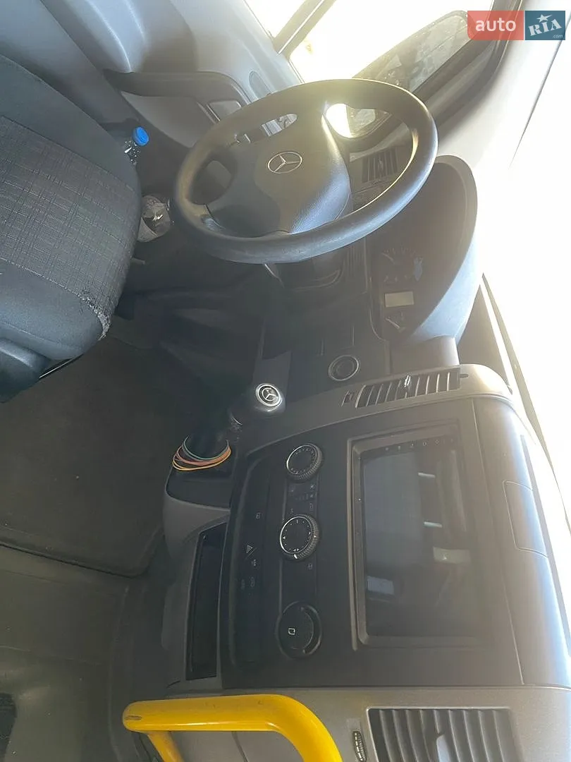 2014 Mercedes-Benz Sprinter - мініатюра 23