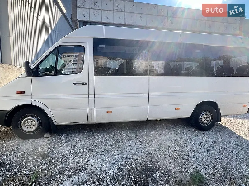 Mercedes-Benz Sprinter
