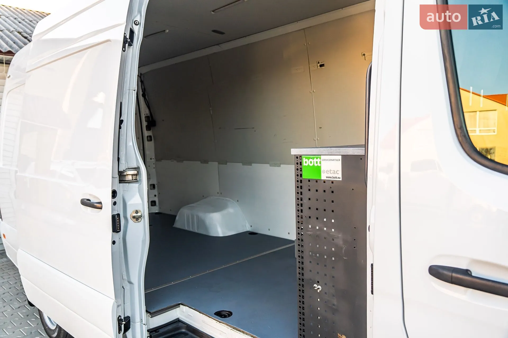 2019 Mercedes-Benz Sprinter - мініатюра 13