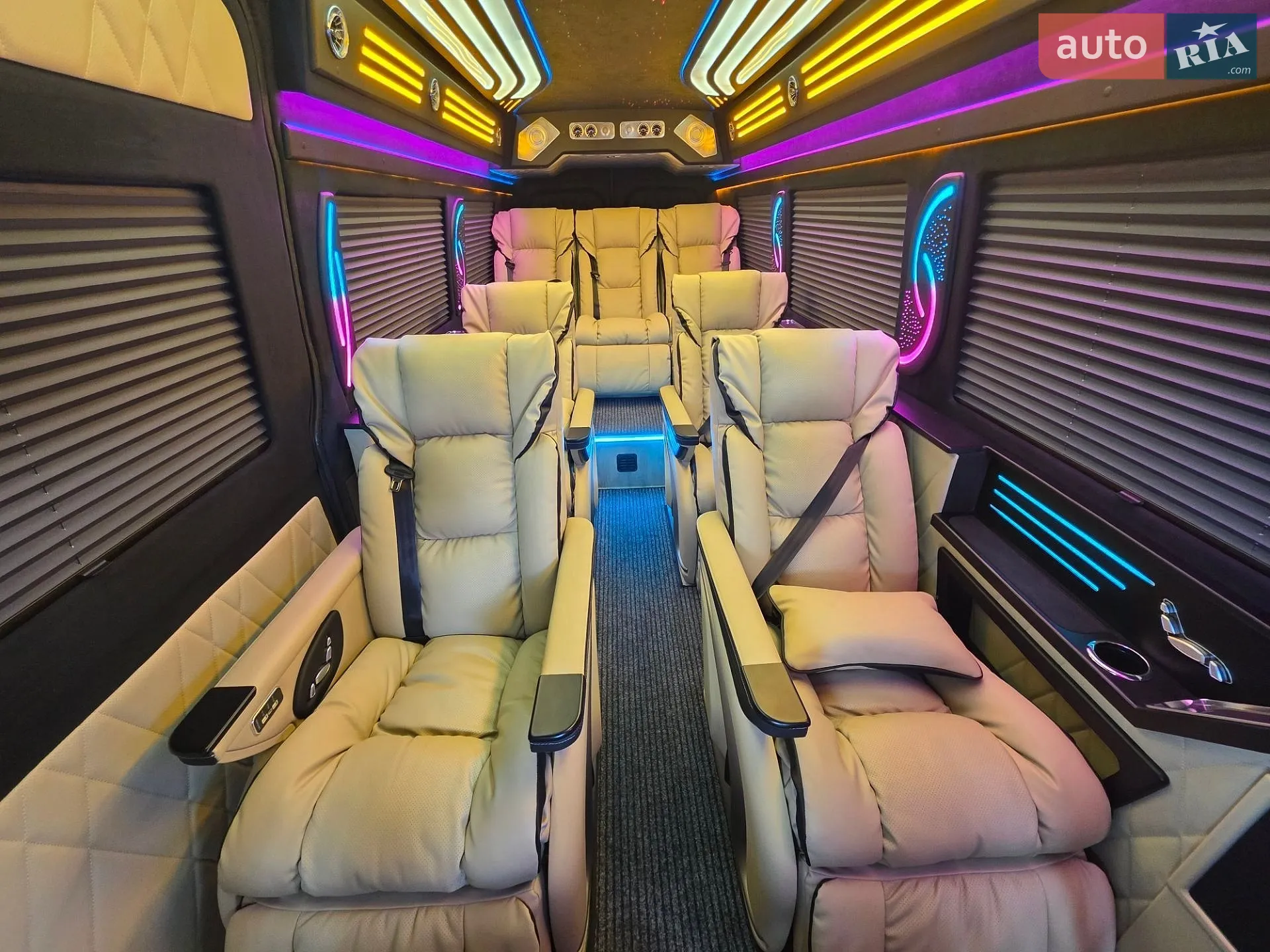 2021 Mercedes-Benz Sprinter - мініатюра 38