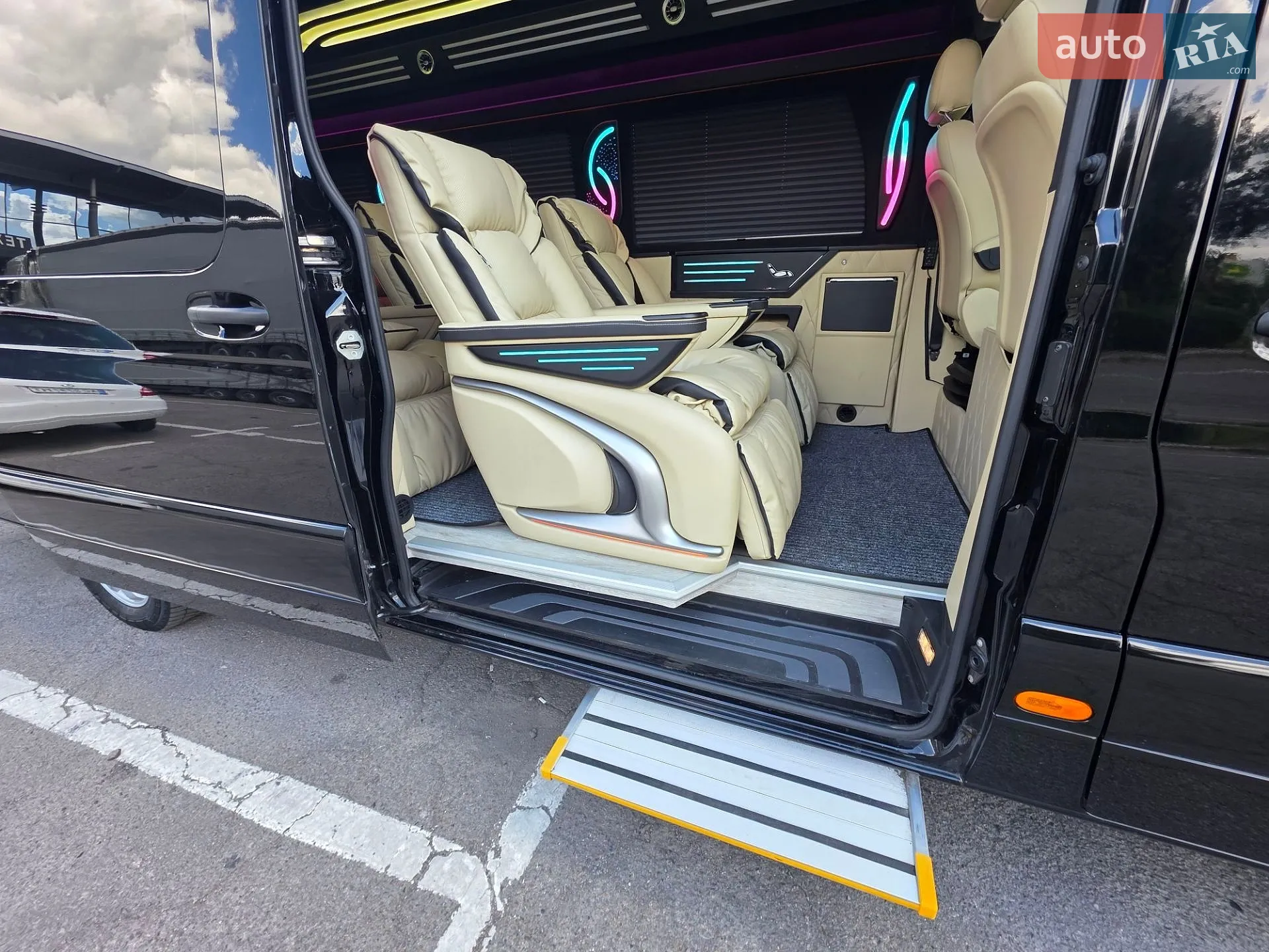 2021 Mercedes-Benz Sprinter - мініатюра 52