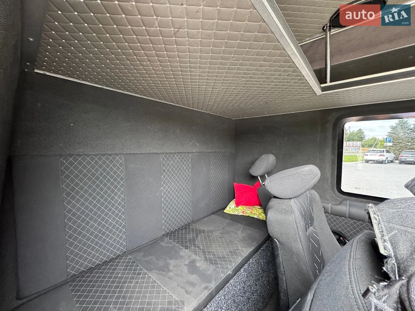 2016 Mercedes-Benz Sprinter - мініатюра 21