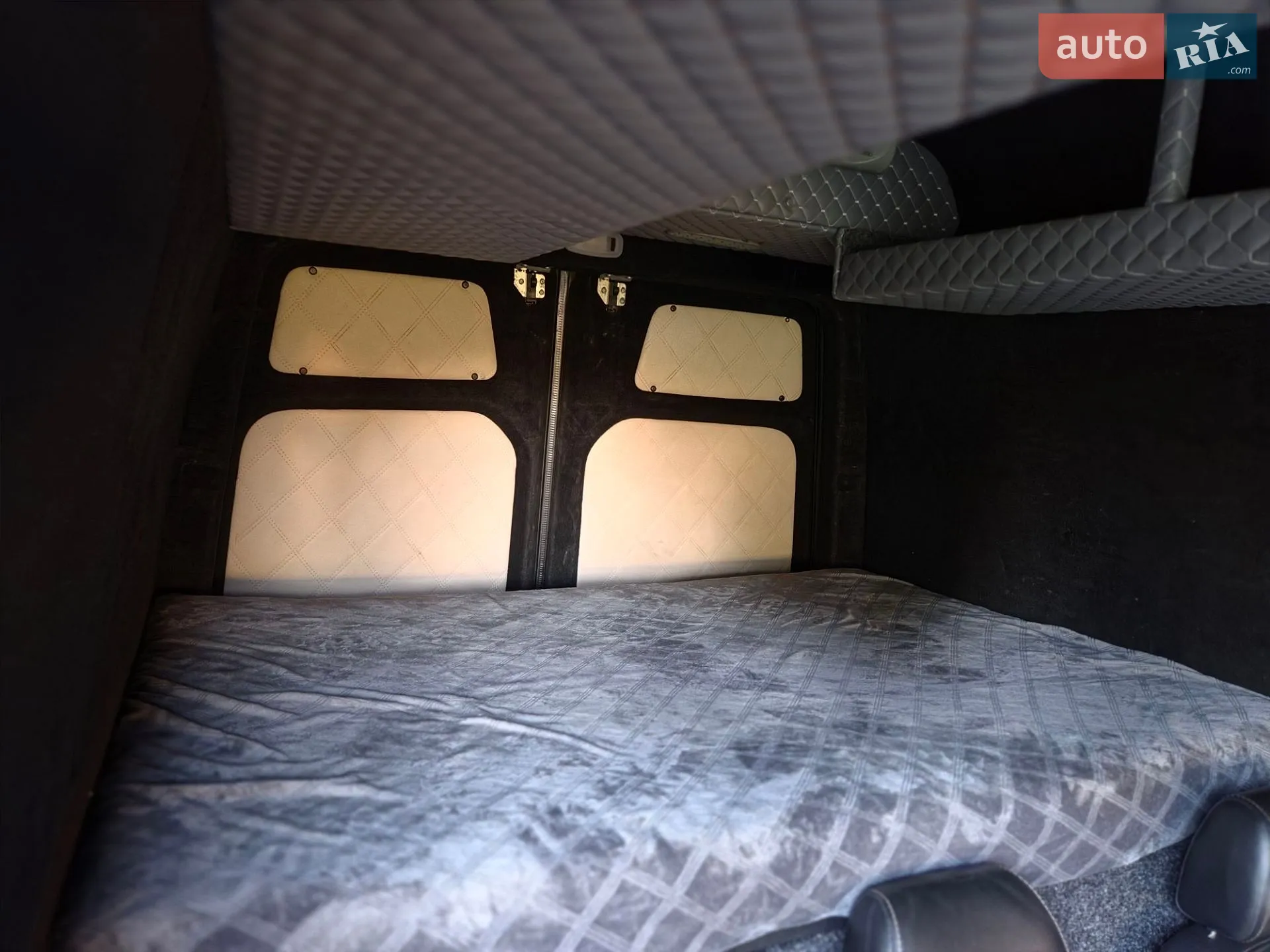 2018 Mercedes-Benz Sprinter - мініатюра 31