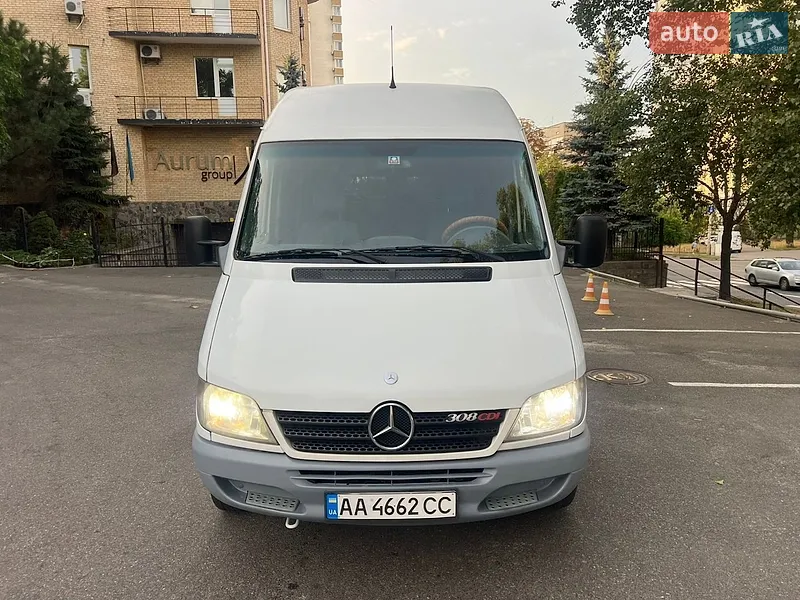 Mercedes-Benz Sprinter