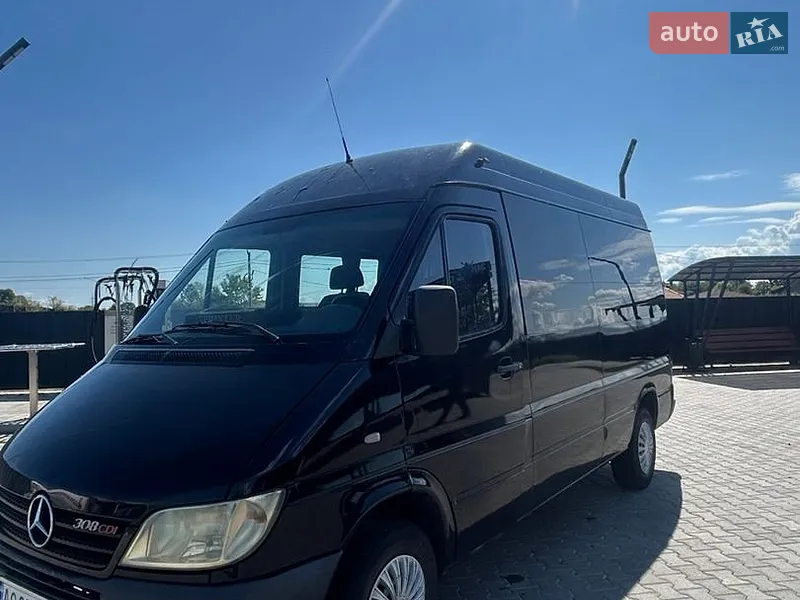 Mercedes-Benz Sprinter 2003