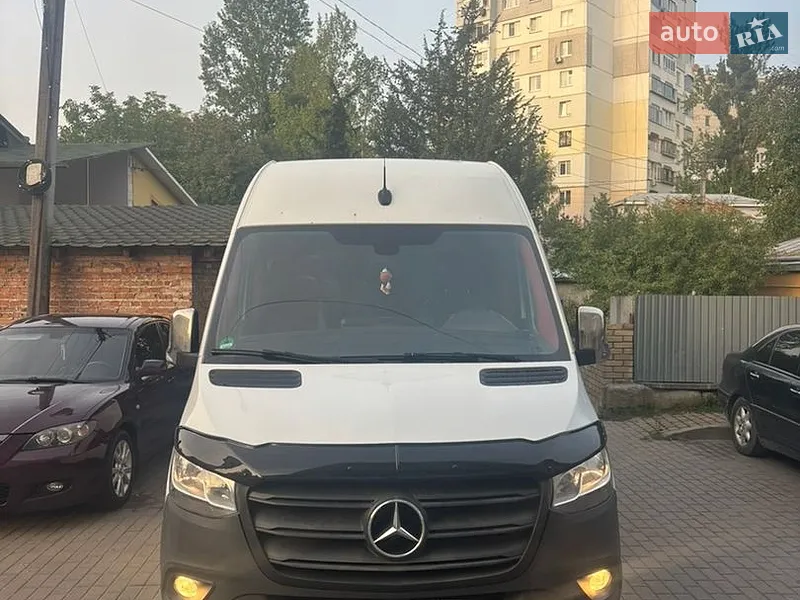 Mercedes-Benz Sprinter