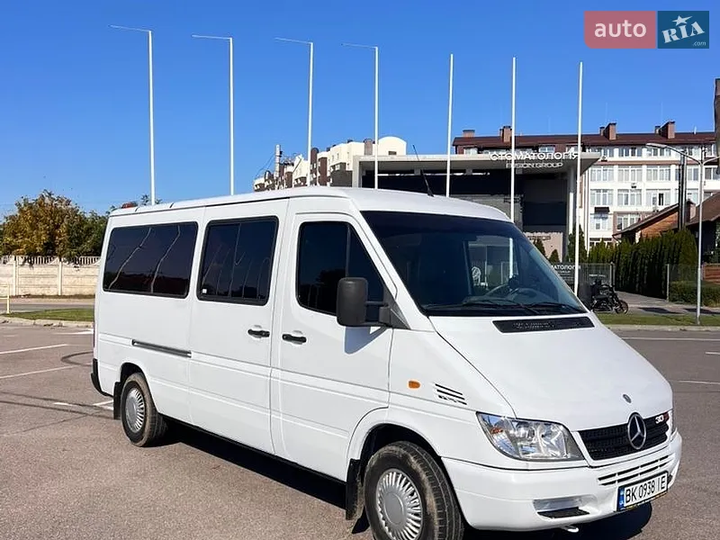 Mercedes-Benz Sprinter