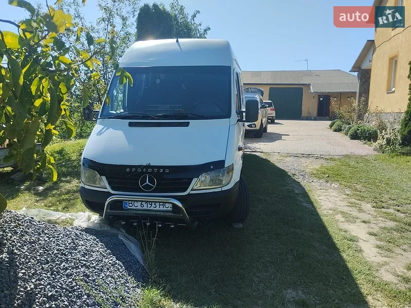Mercedes-Benz Sprinter