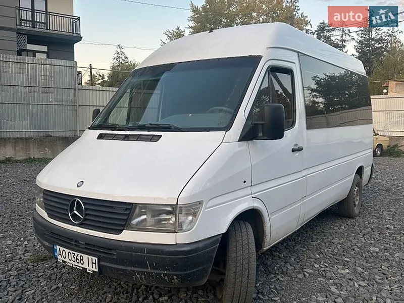 Mercedes-Benz Sprinter
