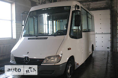 Микроавтобус Mercedes-Benz Sprinter 2004 в 