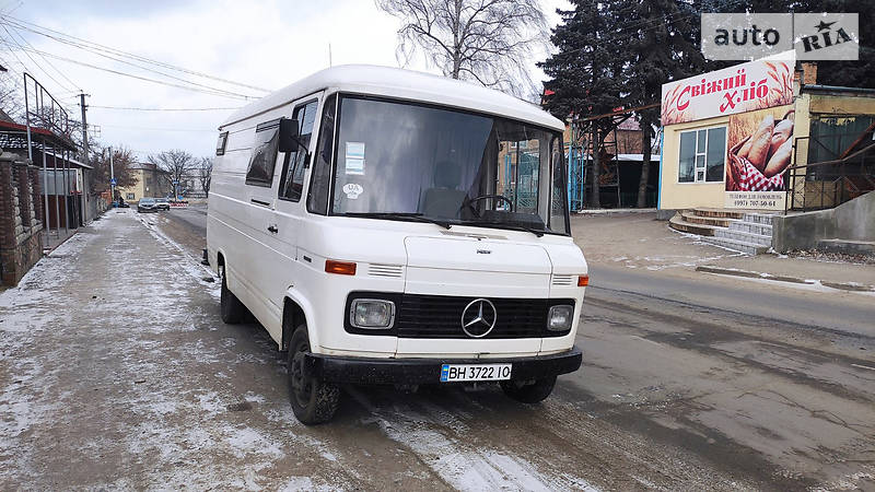 Mercedes-Benz T1 407 груз 407D
