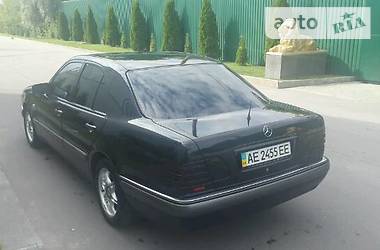 Седан Mercedes-Benz T1 1998 в Хмельницком