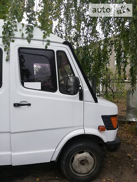 Микроавтобус Mercedes-Benz T1 1995 в Киеве фото 4 Микроавтобус Mercedes-Benz T1 1995 в Киеве