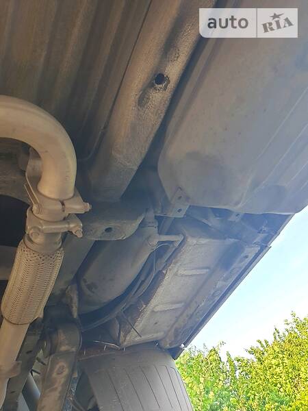 Грузовой фургон Mercedes-Benz T1 1994 в Полтаве