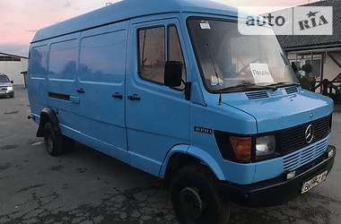 Грузовой фургон Mercedes-Benz T1 1992 в 