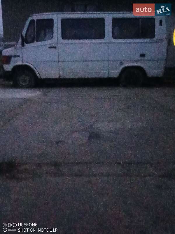 Хэтчбек Mercedes-Benz T1 1991 в Сарате