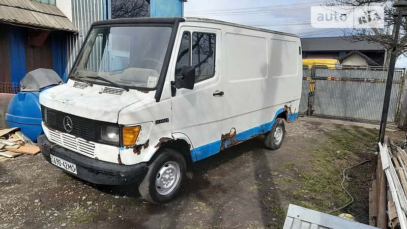 Универсал Mercedes-Benz T1 1989 в Черновцах