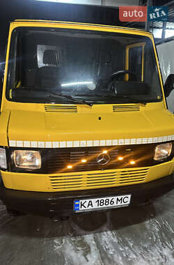 Платформа Mercedes-Benz T1 1988 в Києві