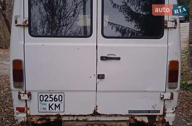 Грузовой фургон Mercedes-Benz T1 1991 в 