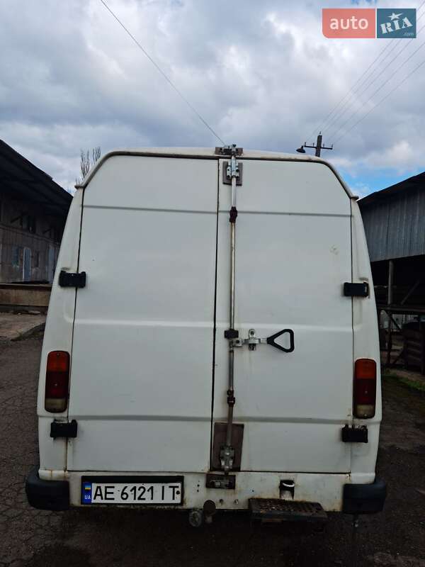 Грузовой фургон Mercedes-Benz T1 1995 в Кривом Роге