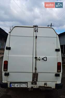 Грузовой фургон Mercedes-Benz T1 1995 в 