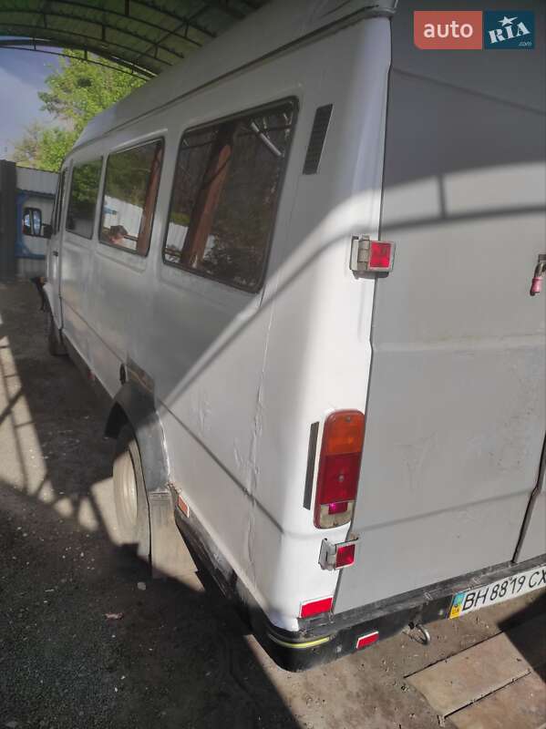 Інші автобуси Mercedes-Benz T1 1991 в Одесі