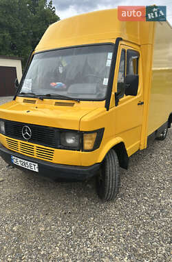 Вантажний фургон Mercedes-Benz T1 1995 в Чернівцях