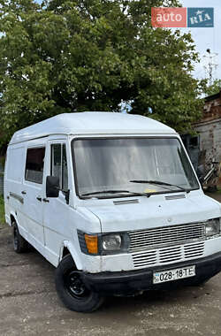 Грузовой фургон Mercedes-Benz T1 1994 в Черновцах
