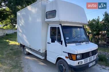 Вантажний фургон Mercedes-Benz T1 1992 в Городенці