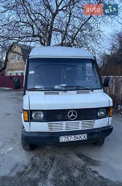 Мікроавтобус Mercedes-Benz T1 1989 в Києві