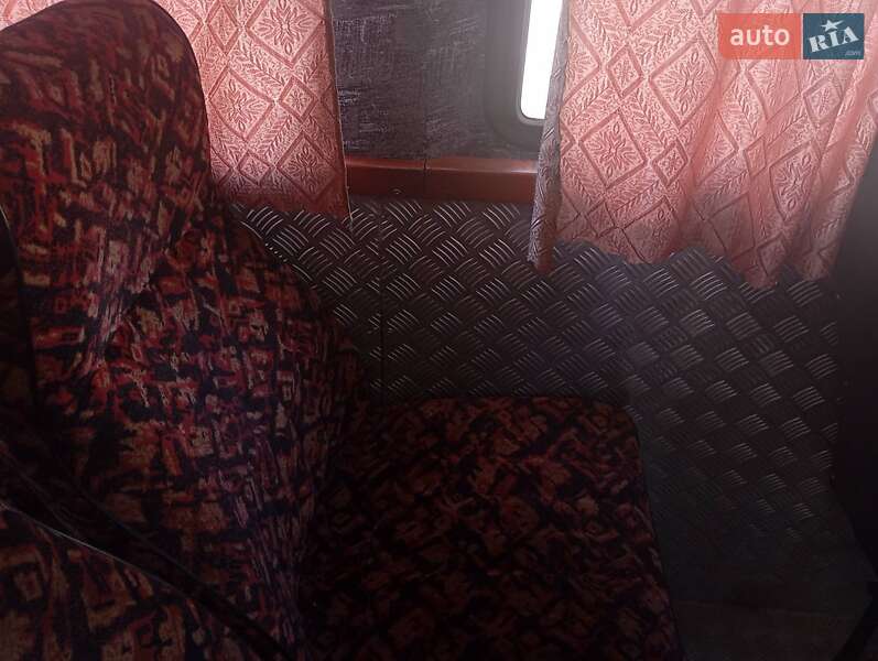 Микроавтобус Mercedes-Benz T1 1988 в Ровно