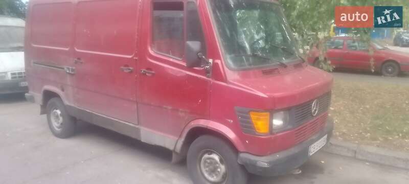 Грузовой фургон Mercedes-Benz T1 1994 в Киеве