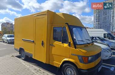Грузовой фургон Mercedes-Benz T1 1995 в Киеве