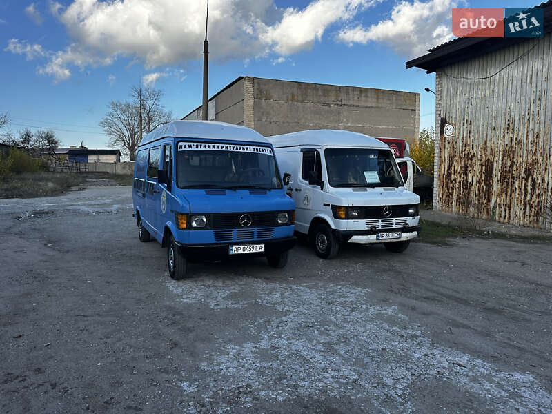 Грузовой фургон Mercedes-Benz T1 1994 в Запорожье
