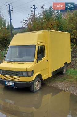 Грузовой фургон Mercedes-Benz T1 1996 в Черновцах